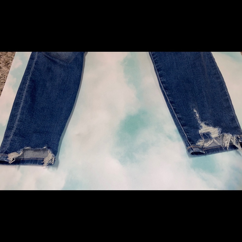 Blue jeans - Picture 3 of 3